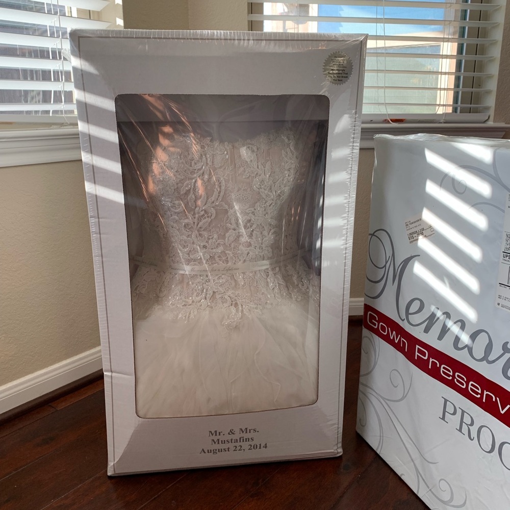 David’s bridal wedding dress